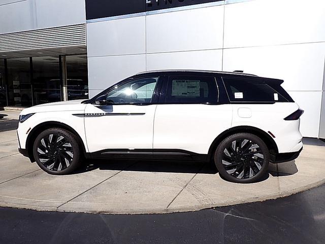 new 2025 Lincoln Nautilus car, priced at $71,525