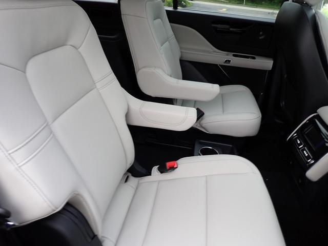 new 2025 Lincoln Aviator car, priced at $67,540