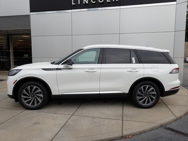 new 2025 Lincoln Aviator car, priced at $67,540