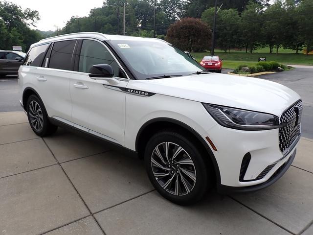 new 2025 Lincoln Aviator car, priced at $67,540