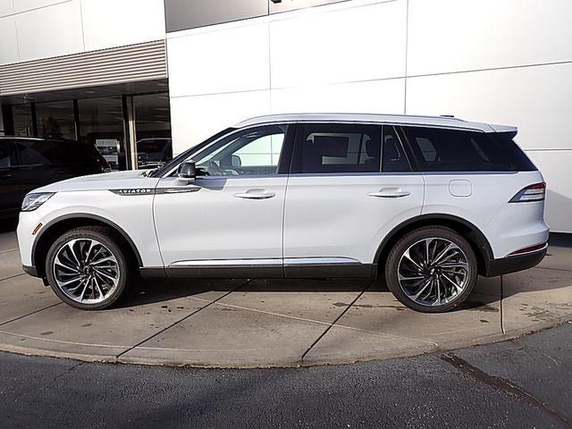 new 2025 Lincoln Aviator car, priced at $79,070