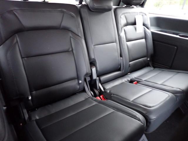 new 2025 Lincoln Navigator car, priced at $107,085