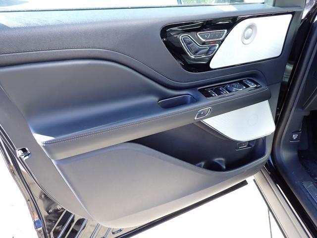 new 2025 Lincoln Aviator car