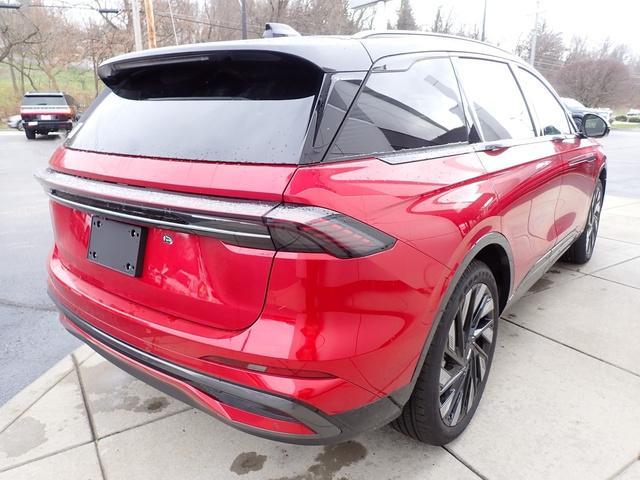 new 2025 Lincoln Nautilus car, priced at $68,355