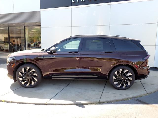 new 2024 Lincoln Nautilus car