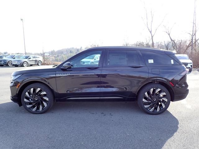 new 2025 Lincoln Nautilus car, priced at $67,705