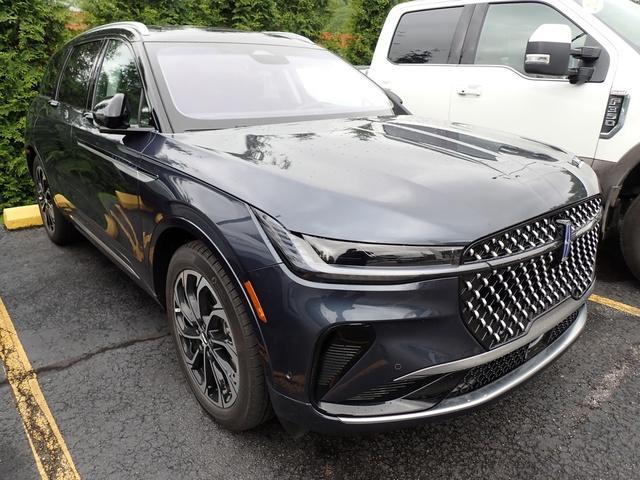 used 2024 Lincoln Nautilus car, priced at $55,889