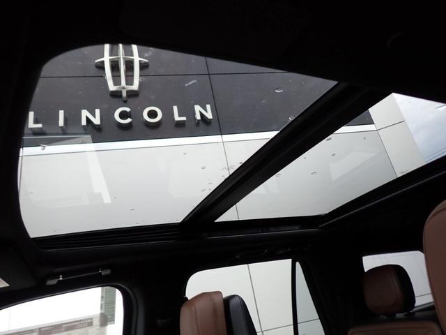 new 2024 Lincoln Navigator car, priced at $106,945