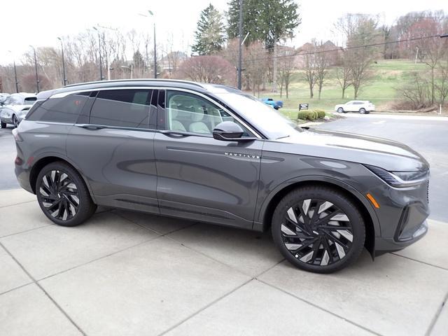 new 2025 Lincoln Nautilus car, priced at $83,645