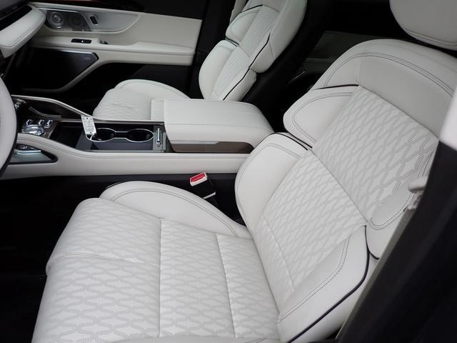 new 2025 Lincoln Nautilus car, priced at $83,645