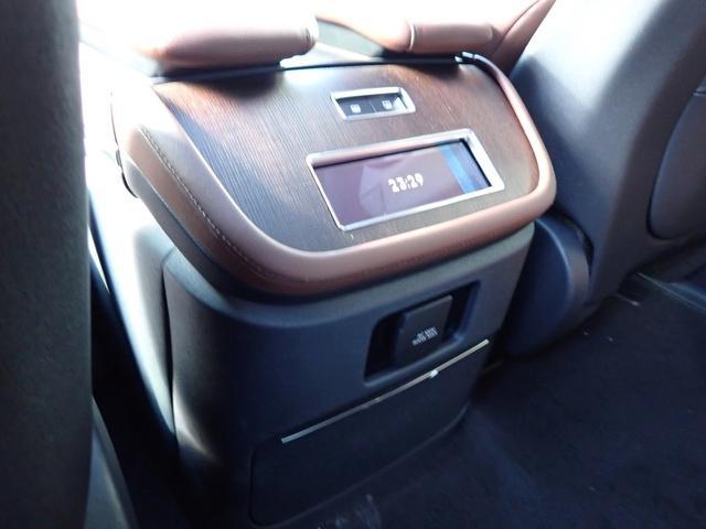 new 2025 Lincoln Navigator car, priced at $103,585