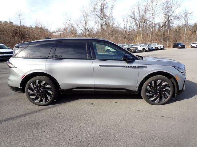 new 2025 Lincoln Nautilus car, priced at $72,910