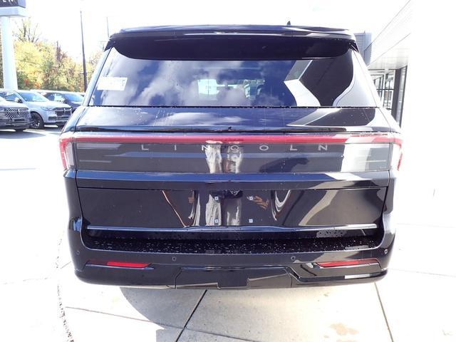 new 2025 Lincoln Navigator car, priced at $119,835