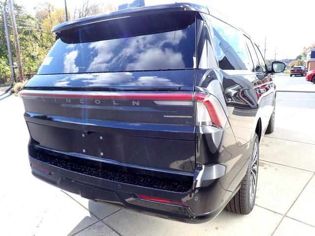 new 2025 Lincoln Navigator car, priced at $119,835