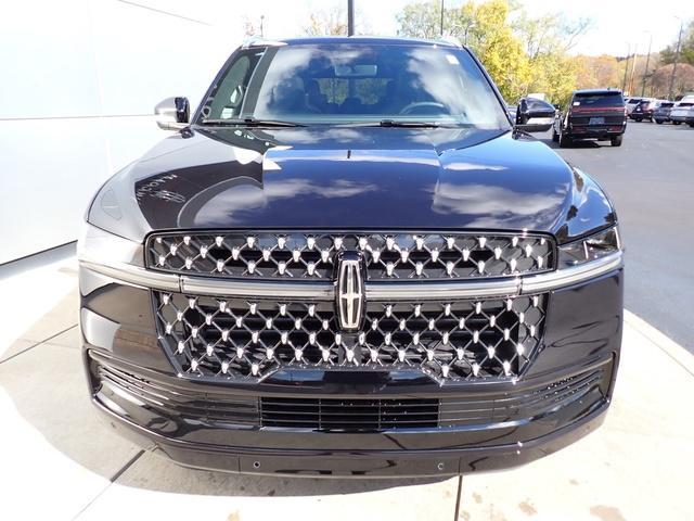 new 2025 Lincoln Navigator car, priced at $119,835