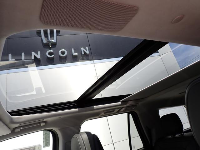 new 2024 Lincoln Navigator car, priced at $121,060