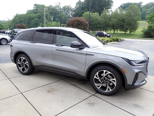 new 2025 Lincoln Nautilus car, priced at $64,270