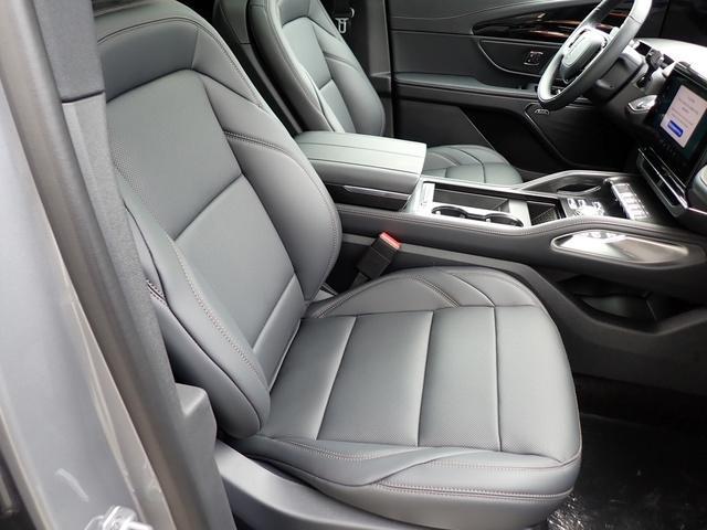 new 2025 Lincoln Nautilus car, priced at $64,270