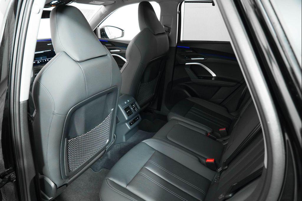 new 2025 Audi Q5 car, priced at $64,250