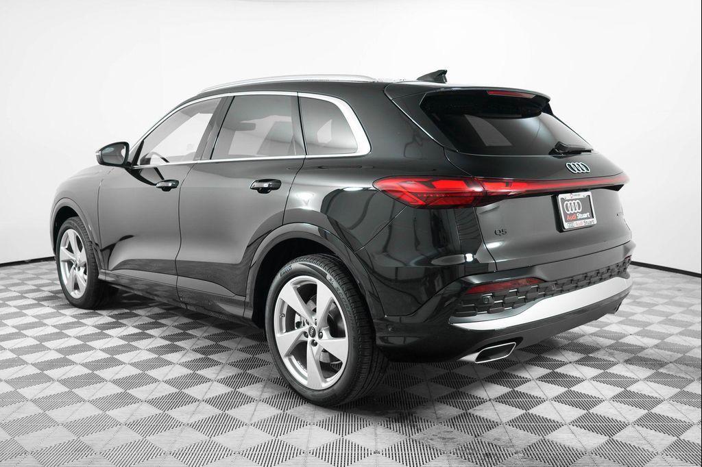 new 2025 Audi Q5 car, priced at $64,250