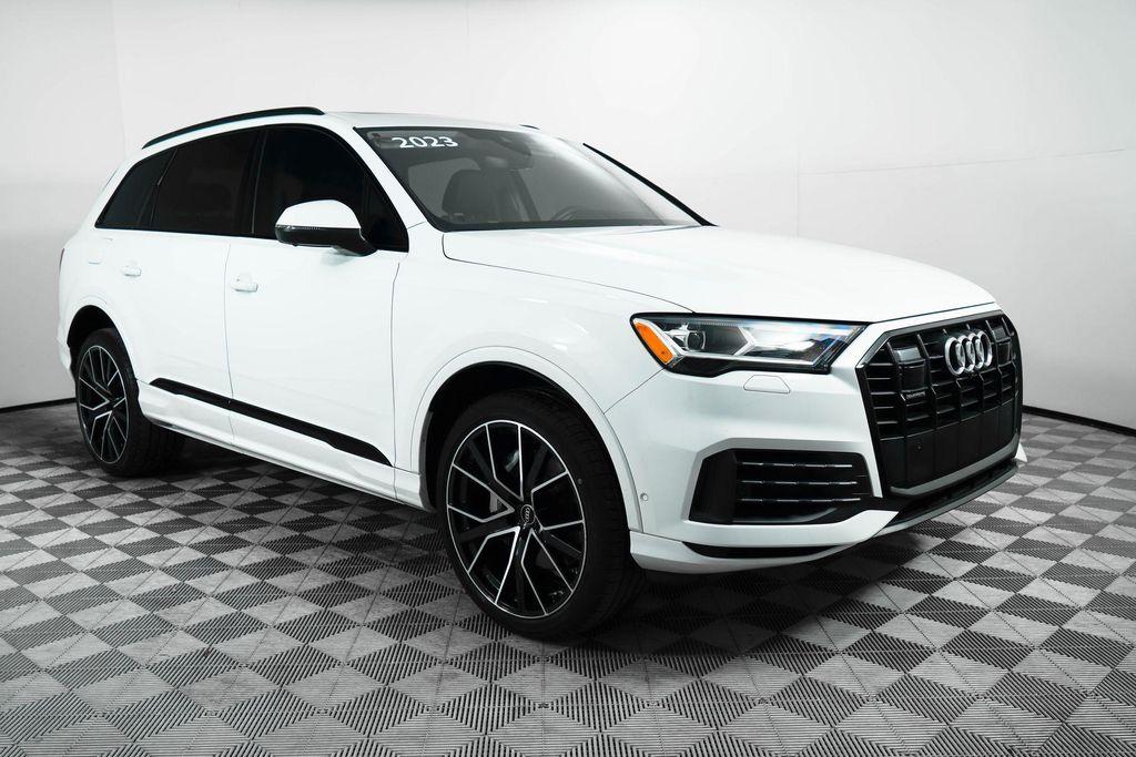 used 2023 Audi Q7 car, priced at $43,500