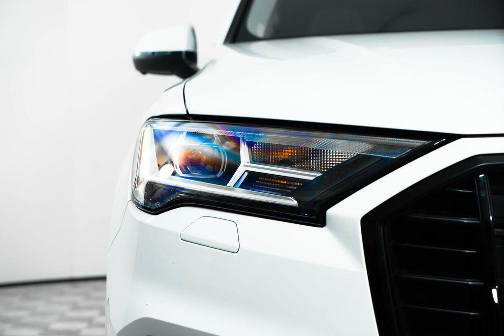used 2023 Audi Q7 car, priced at $43,500