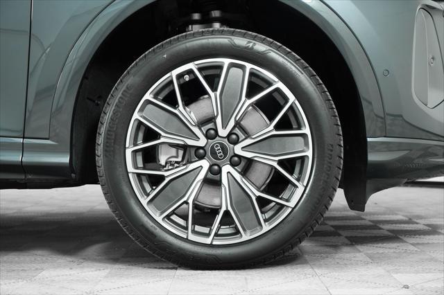 new 2025 Audi Q5 car, priced at $60,975
