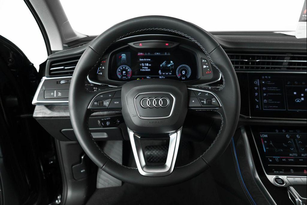 new 2025 Audi Q7 car, priced at $77,450