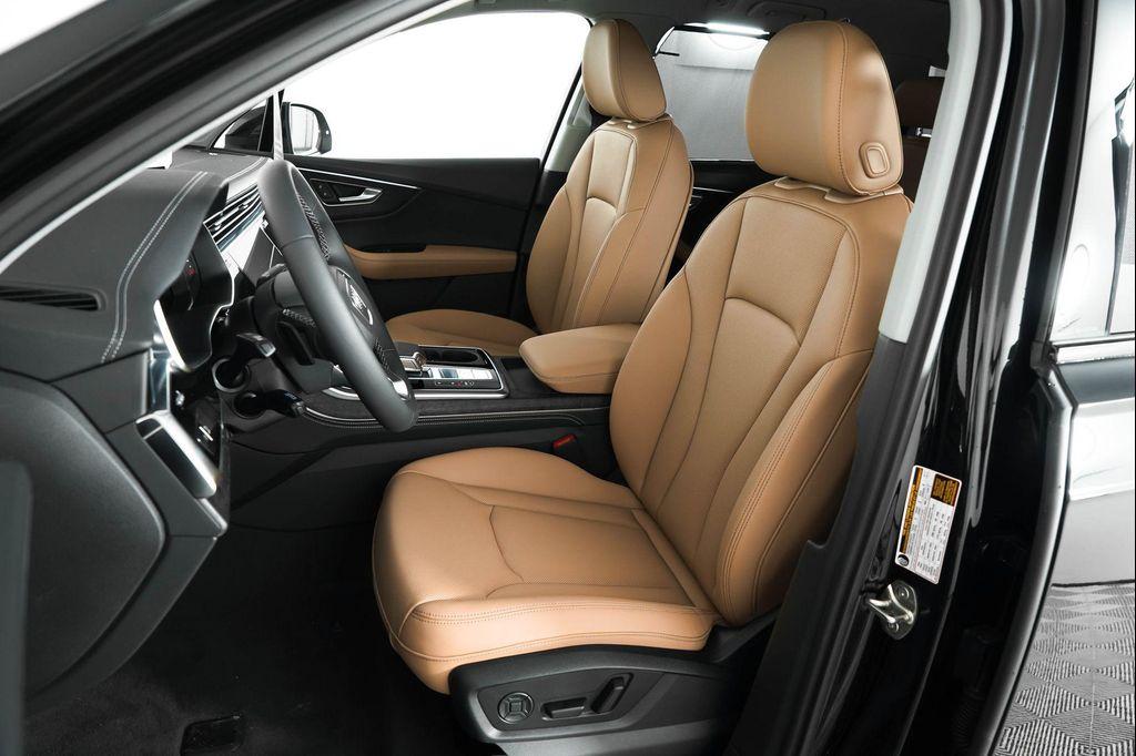 new 2025 Audi Q7 car, priced at $77,450