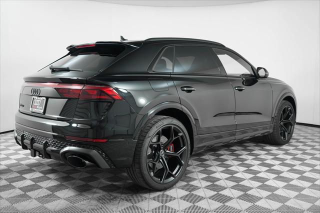 new 2025 Audi RS Q8 car, priced at $155,840