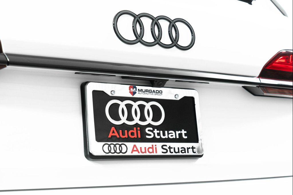 new 2025 Audi Q7 car, priced at $77,750