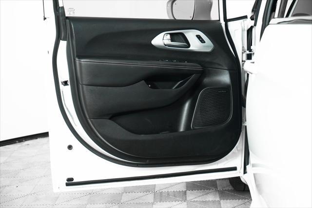 used 2020 Chrysler Pacifica Hybrid car, priced at $22,000