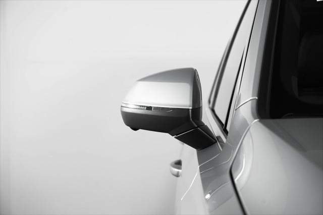 used 2025 Audi Q7 car, priced at $56,000