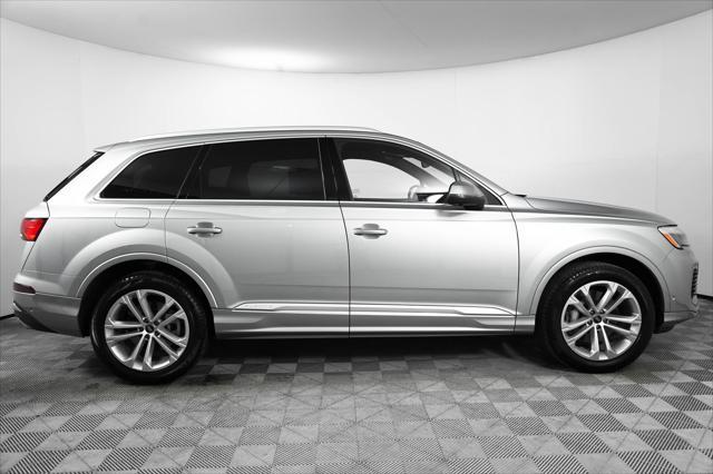 used 2025 Audi Q7 car, priced at $56,000