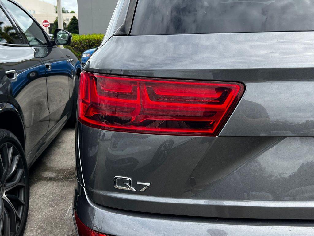 used 2019 Audi Q7 car, priced at $21,000