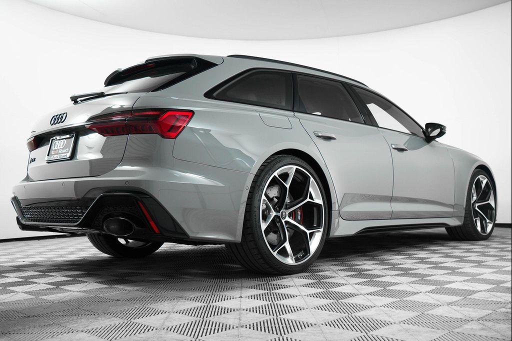 new 2025 Audi RS 6 Avant car, priced at $141,520