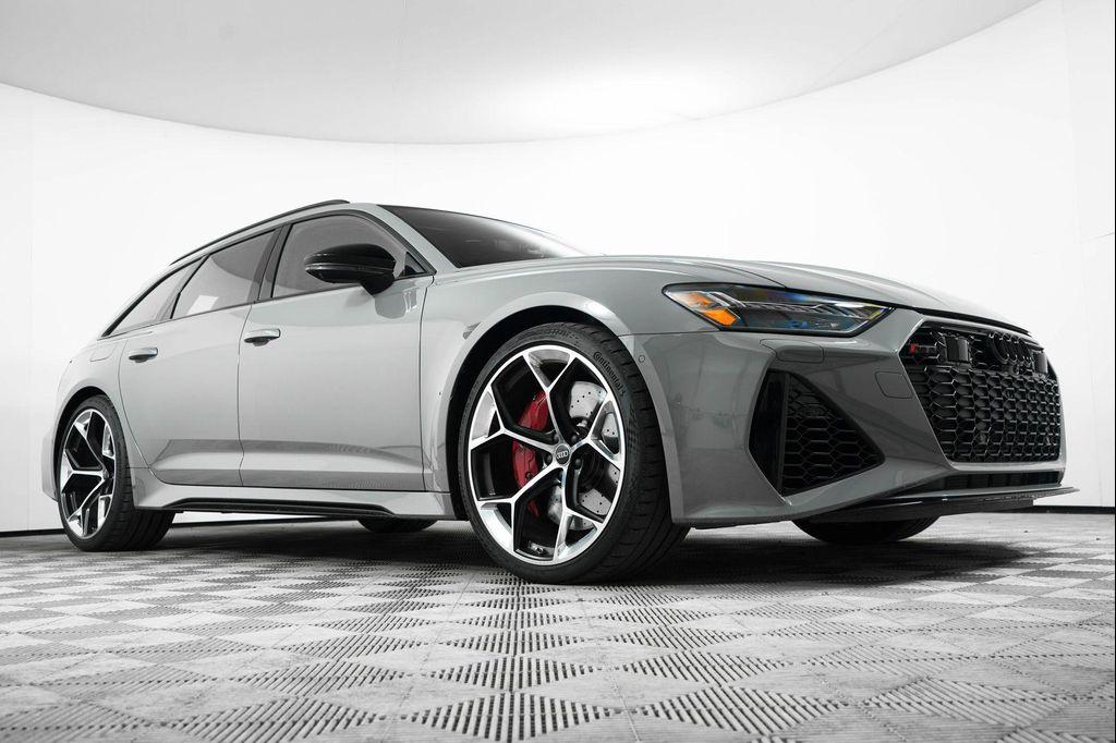 new 2025 Audi RS 6 Avant car, priced at $141,520