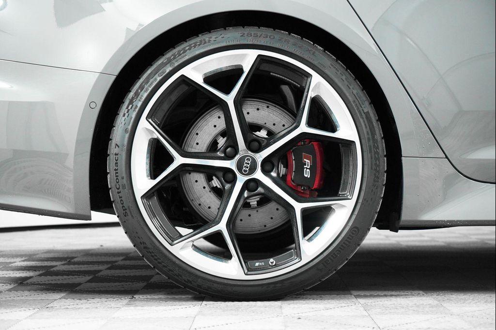 new 2025 Audi RS 6 Avant car, priced at $141,520