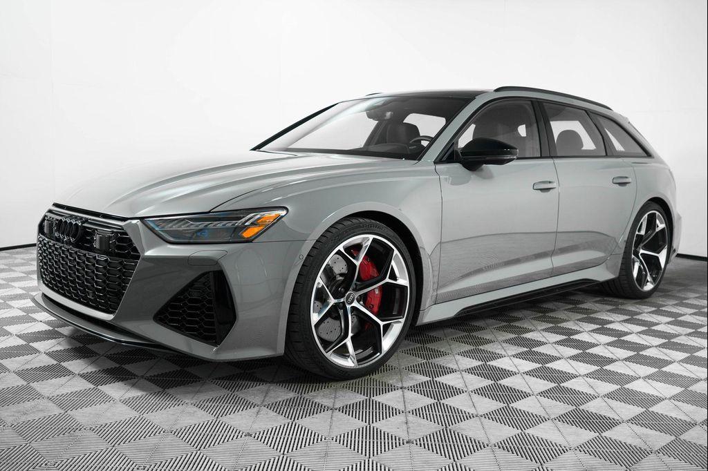 new 2025 Audi RS 6 Avant car, priced at $141,520