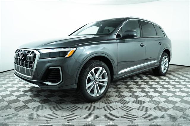 new 2025 Audi Q7 car, priced at $75,050