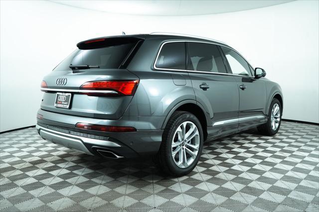 new 2025 Audi Q7 car, priced at $75,050