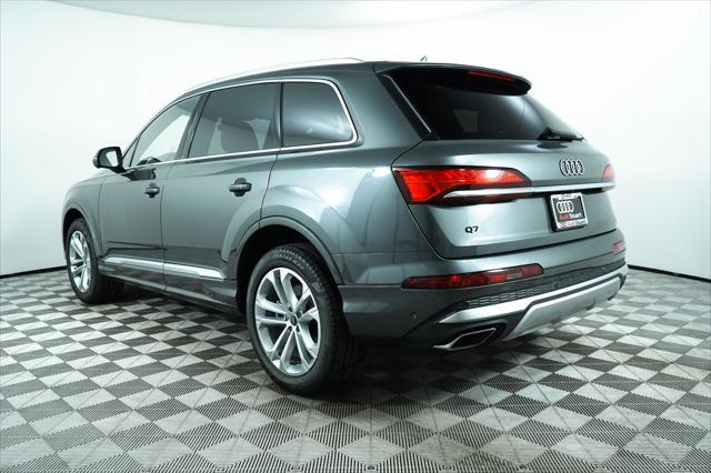 new 2025 Audi Q7 car, priced at $75,050