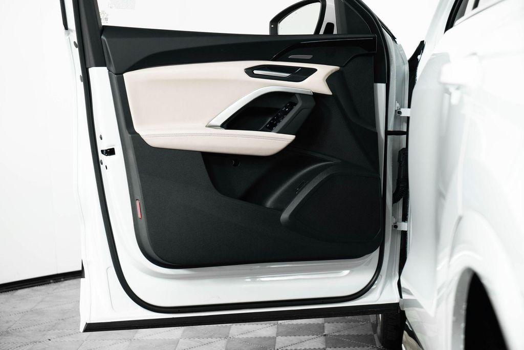 new 2025 Audi Q5 car, priced at $61,950