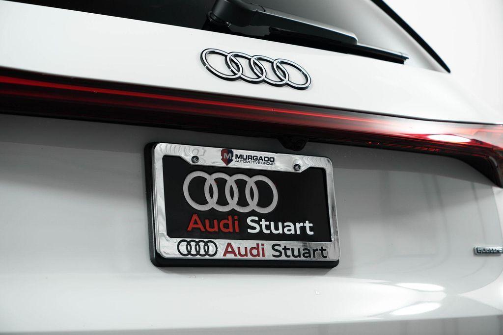 new 2025 Audi Q5 car, priced at $61,950