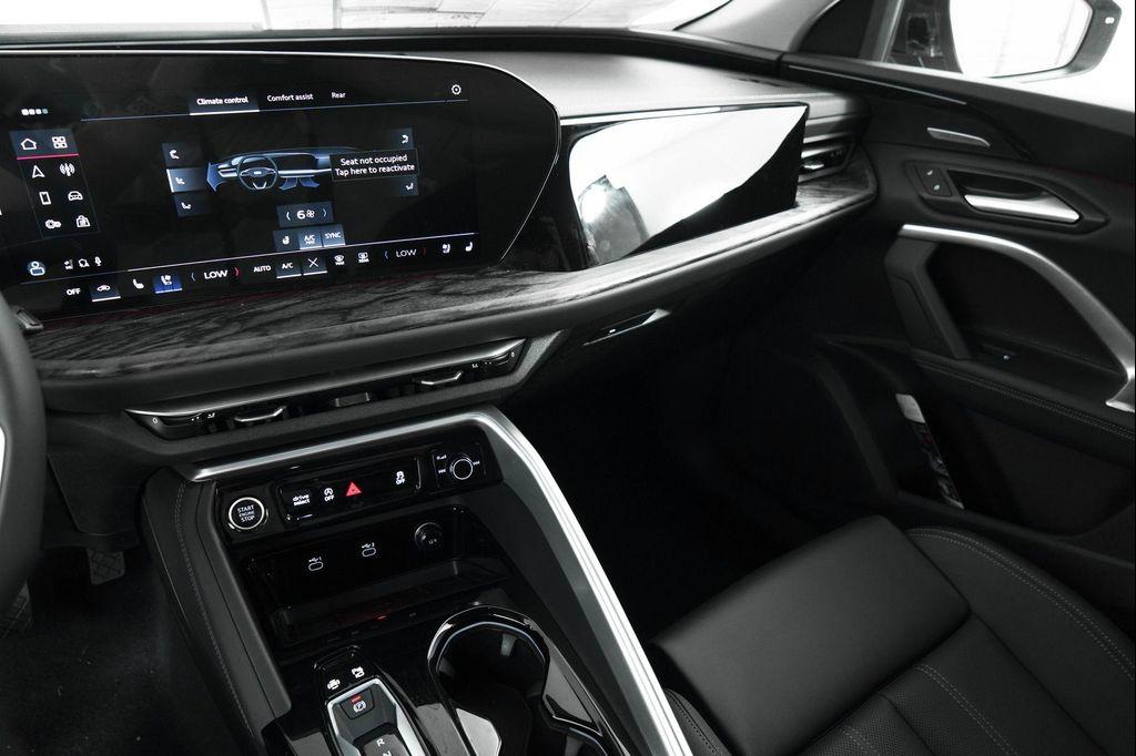 new 2025 Audi Q5 car, priced at $60,175