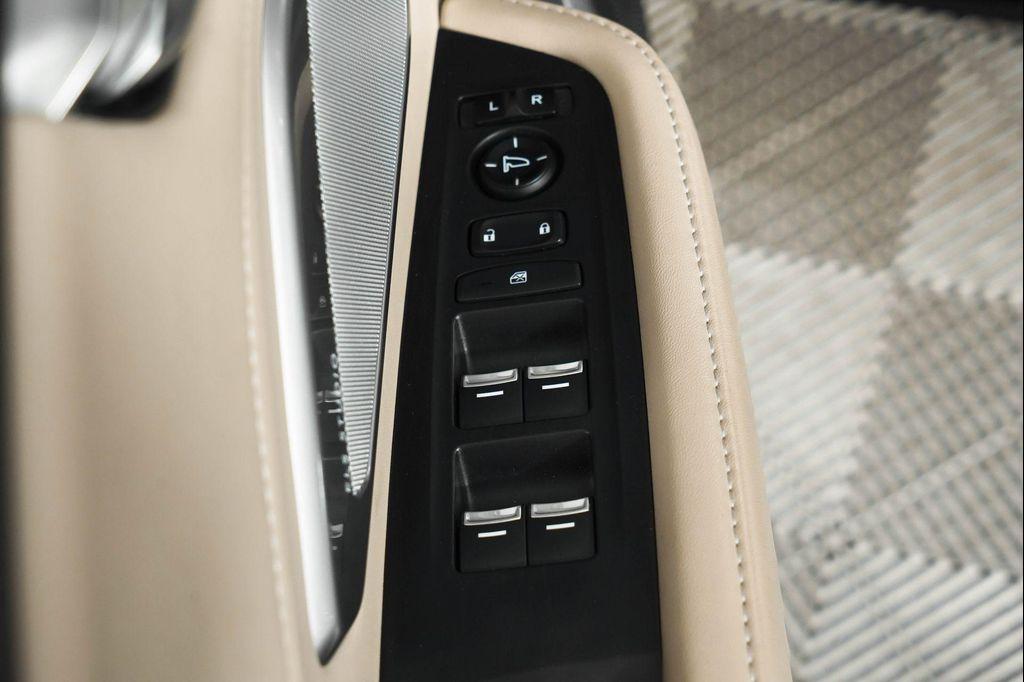 used 2022 Acura RDX car, priced at $31,500