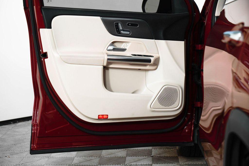 used 2022 Mercedes-Benz GLA 250 car, priced at $27,500