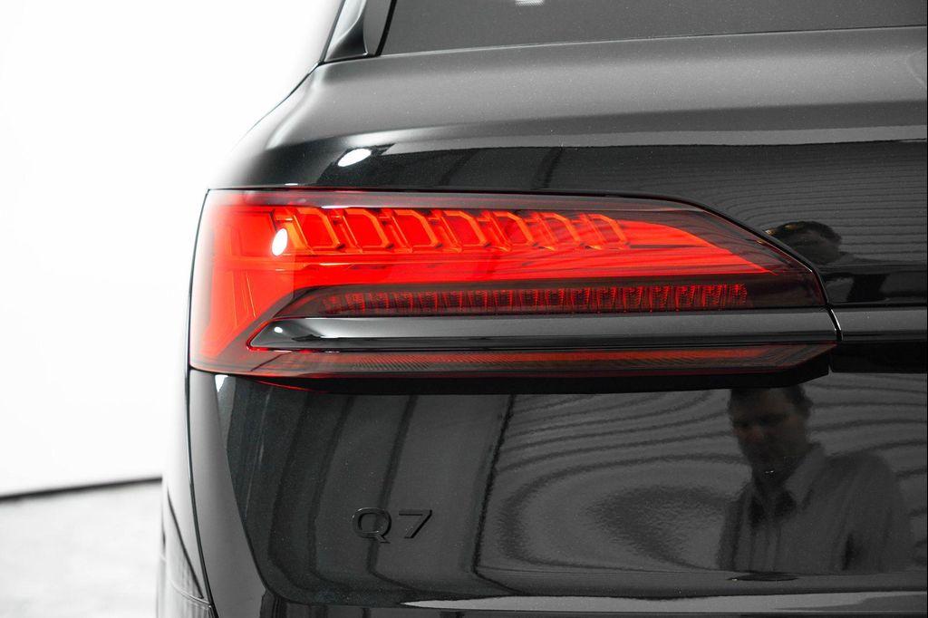 new 2025 Audi Q7 car, priced at $77,750