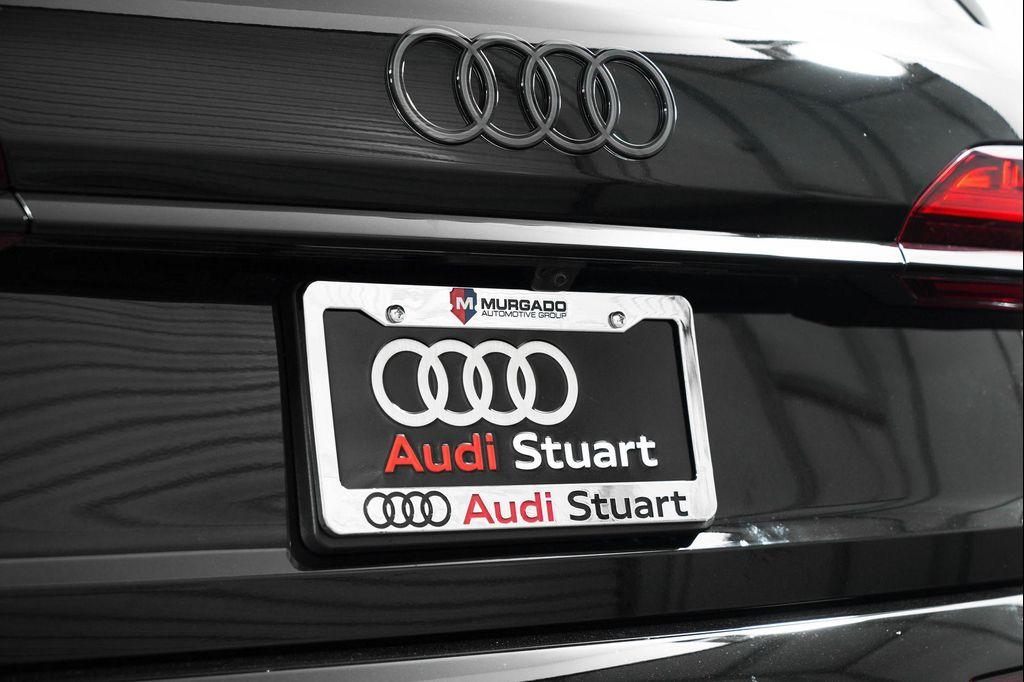 new 2025 Audi Q7 car, priced at $77,750