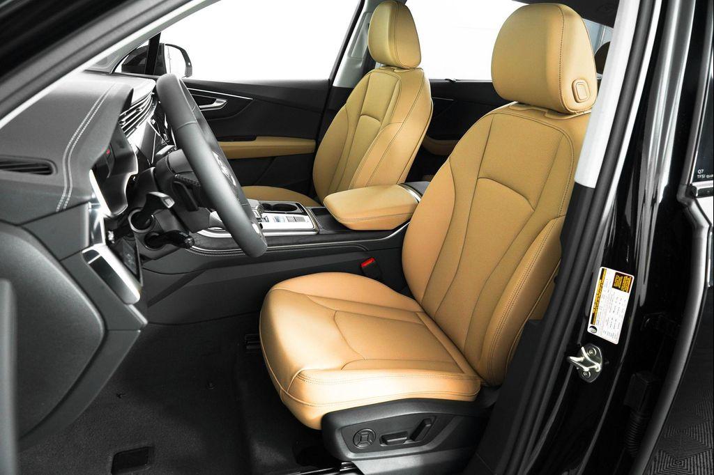 new 2025 Audi Q7 car, priced at $77,750